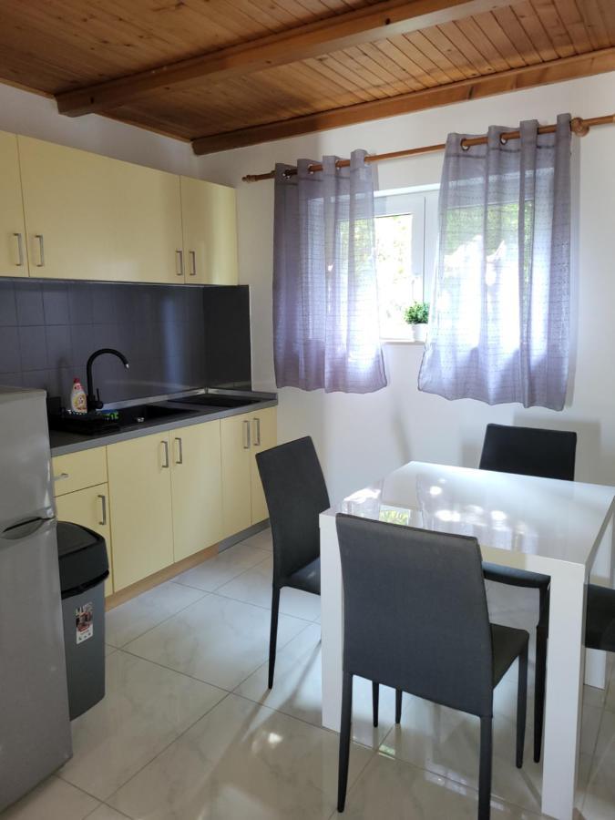 Apartments Vukovic 塞尔瑟 外观 照片